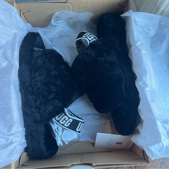 UGG Fluff Yeah Slides in Black NWT Size 8 - Picture 7 of 7